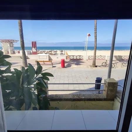 アパート Piso Frente Al Mar カディス